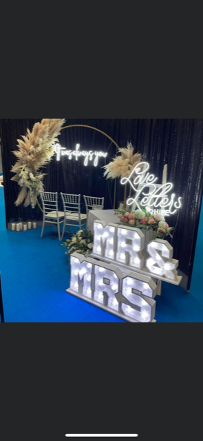 831d8998af3e7d54484c5e1d2c215643