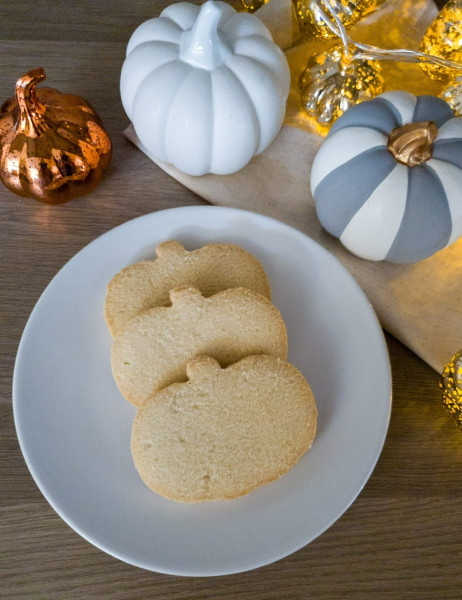 halloween-shortbread-biscuits-available-from-6th-october-2025