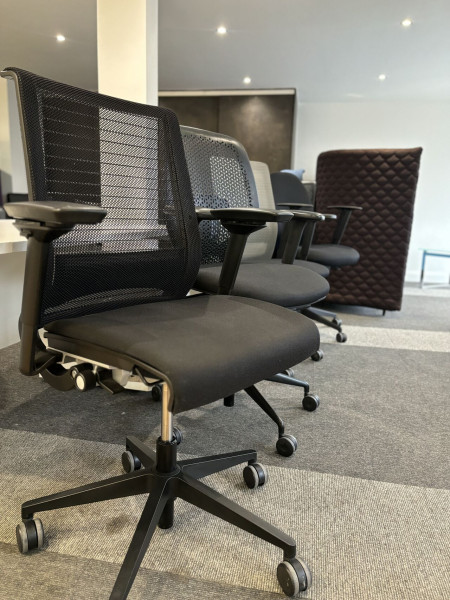the-office-furniture-lifecycle-how-to-extend-upgrade-and-reuse-for-maximum-value